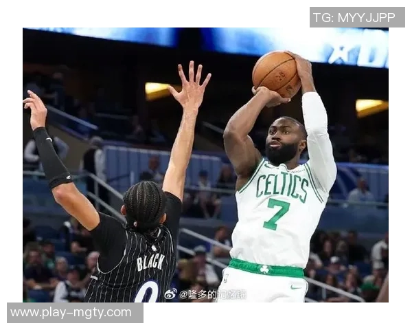 杰伦布朗回应外界质疑坚定信念期待赛季精彩表现 杰伦布朗回应外界质疑坚定信念期待赛季精彩表现