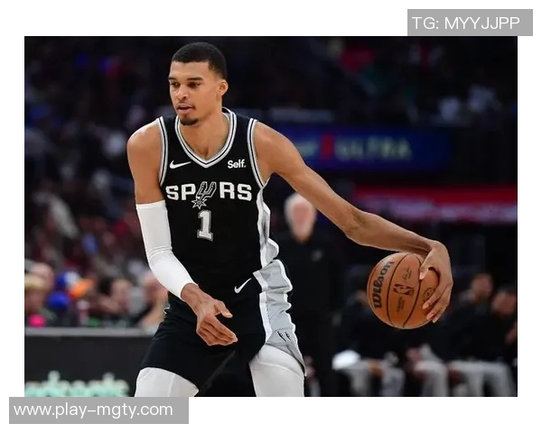 全力以赴拼搏不息伊戈达拉感谢文班亚马的支持与鼓励